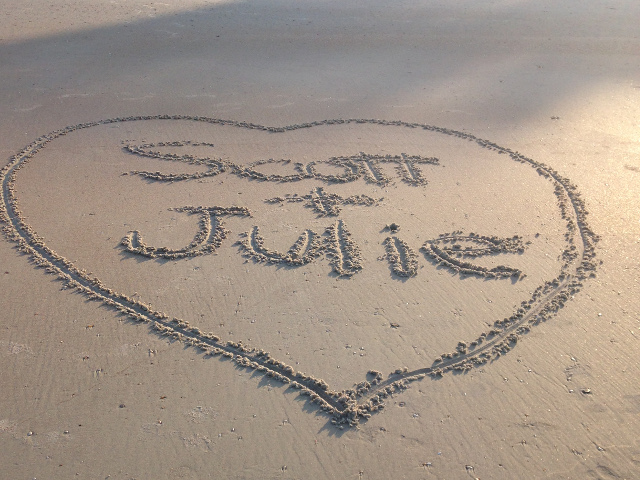 Scott+Julie love heart in sand, Vilano Beach Florida